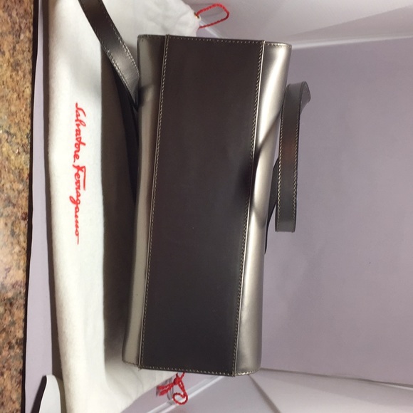 SALE!  Like new  Ferragamo pearlized pewter  bag - Picture 3 of 8